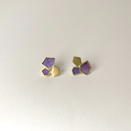 Silver gold-plated rock-shaped studs with coloured paper inlay