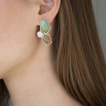Silver rock-shaped large studs with coloured paper inlay