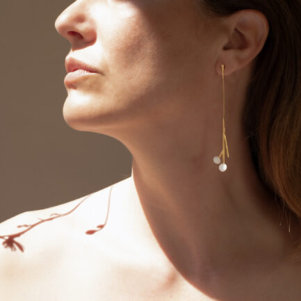Silver gold-plated long drop earrings with enamel