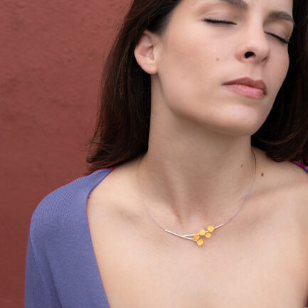 Silver short blooming necklace with paperclay