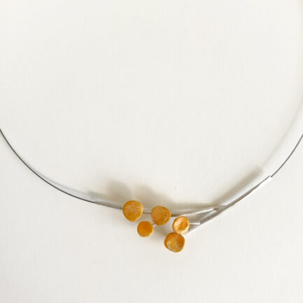 Silver short blooming necklace with paperclay