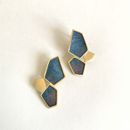Silver gold-plated rock-shaped large studs with coloured paper inlay
