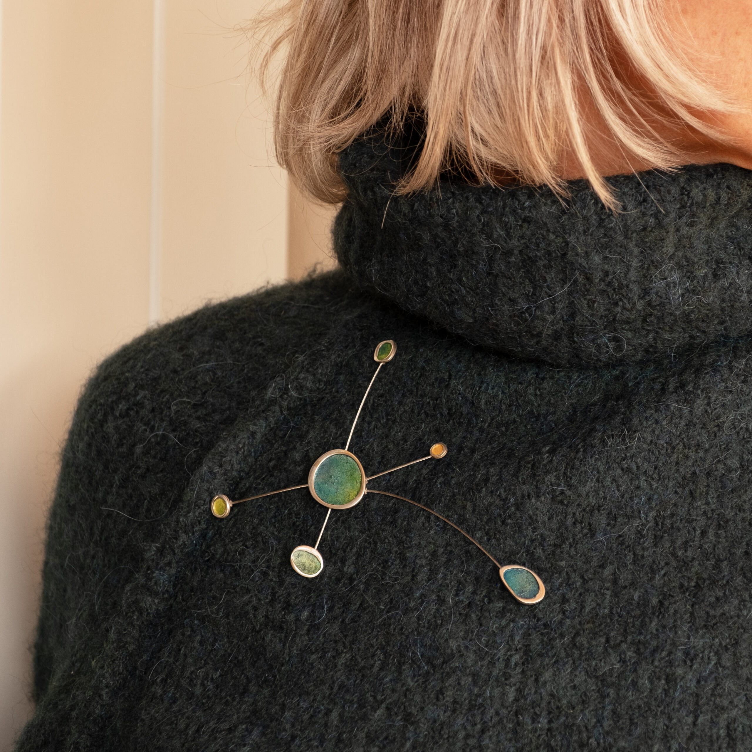 Silver bubbles brooch with coloured paper inlay