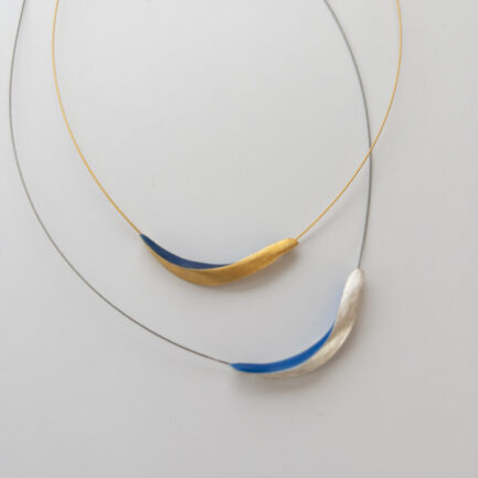 "Ondine" curved bar necklace with enamel